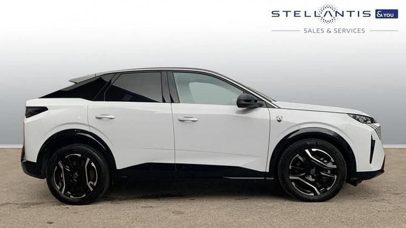Used Peugeot e-3008 GT 152 kW (207 HP) 2025 White SUV