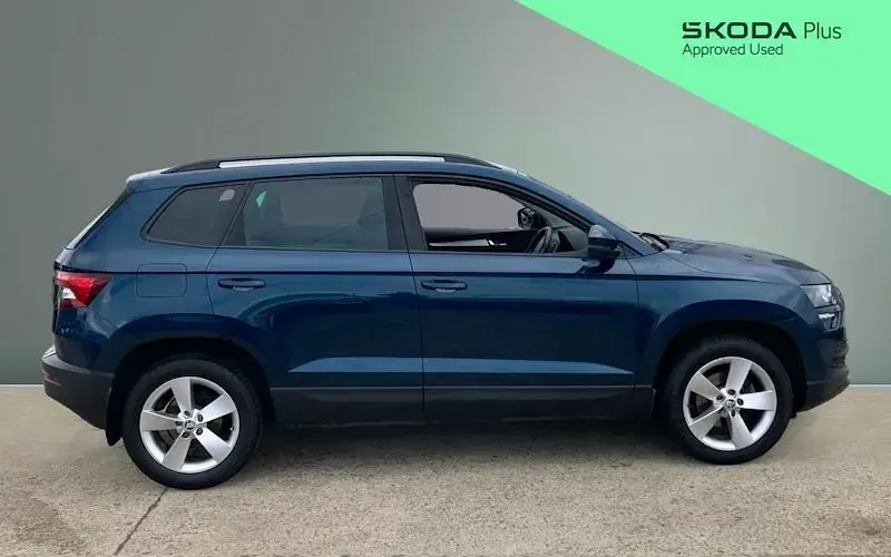 Used Skoda Karoq SE 150 HP (110 kW) 2021 Blue SUV