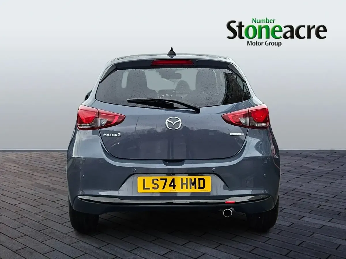 Begagnad Mazda 2 Homura-Aka 90 HK (66 kW) 2024 Grå Halvkombi