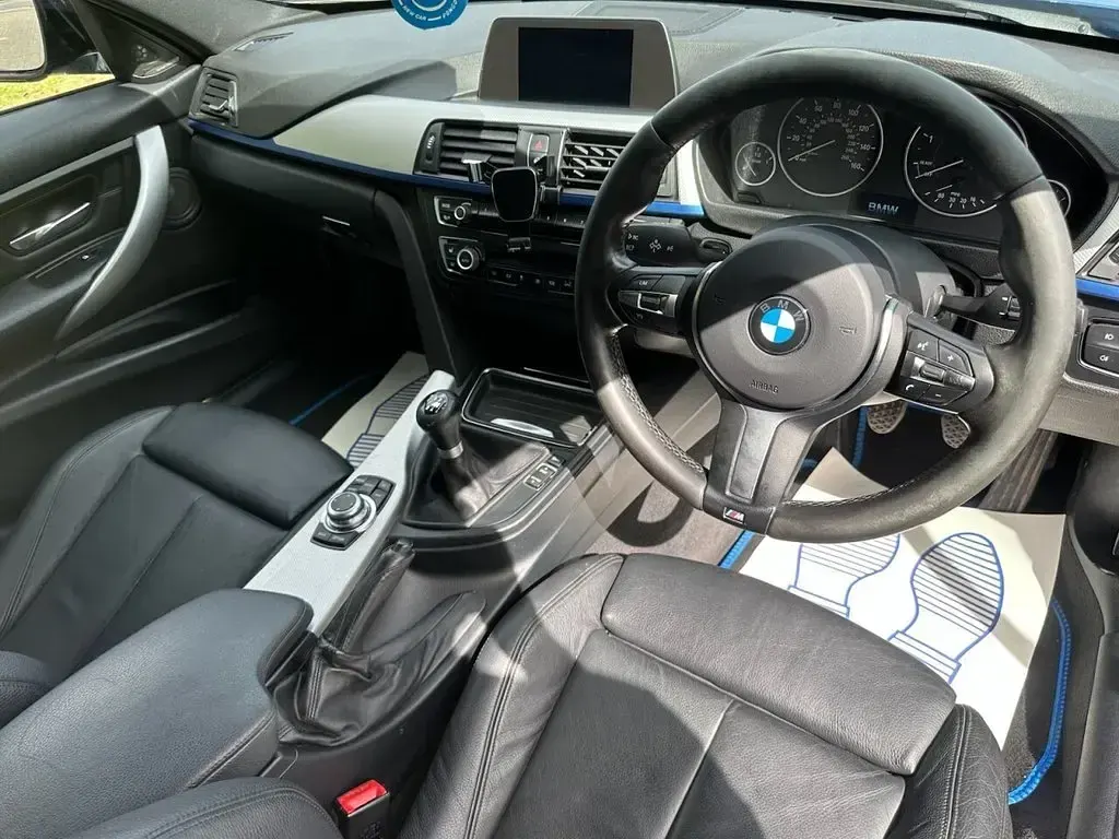 Used BMW 318 M Sport 2015 Blue Estate
