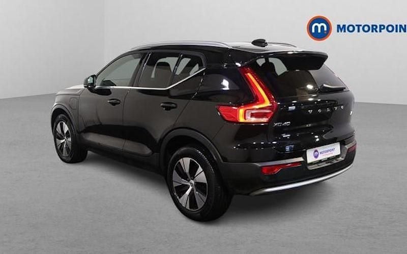 Used Volvo XC40 Core 211 HP (155 kW) 2022 Black SUV