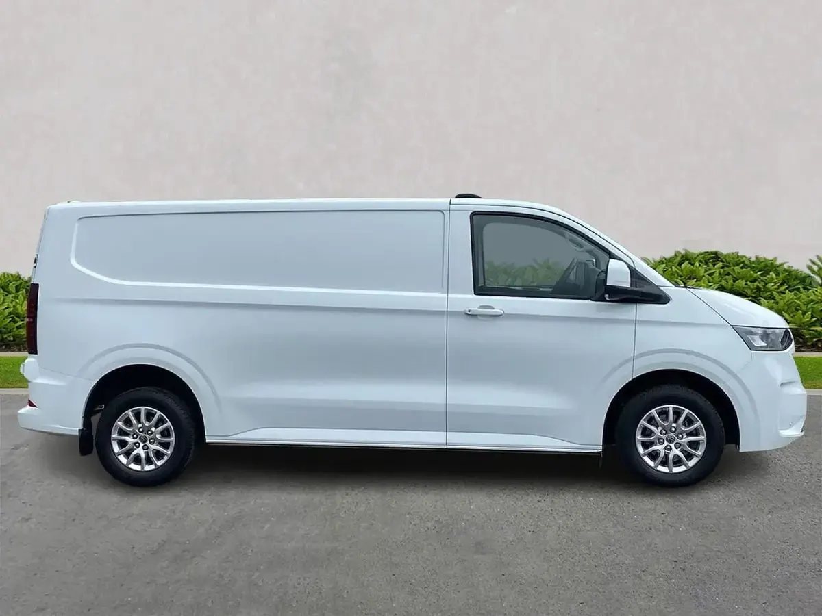 Used VW T7 Pro 150 HP (110 kW) 2025 White Van