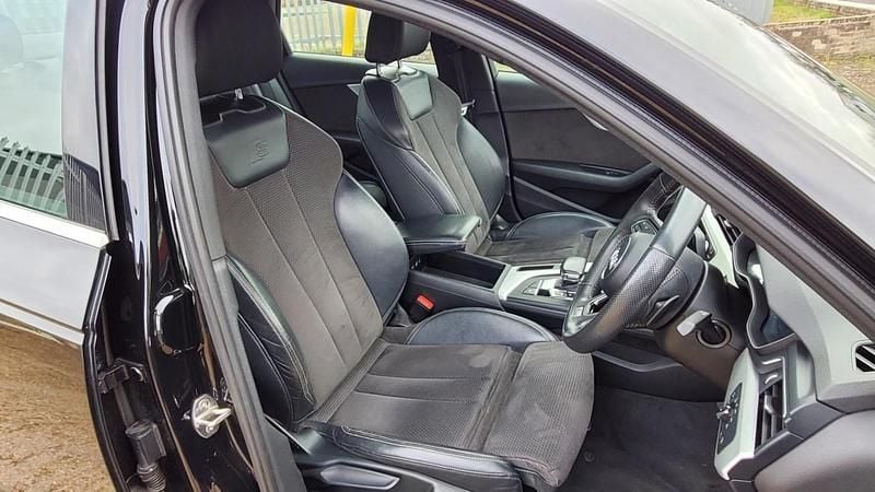 Used Audi A4 S-Line 190 HP (139 kW) 2017 Black Sedan