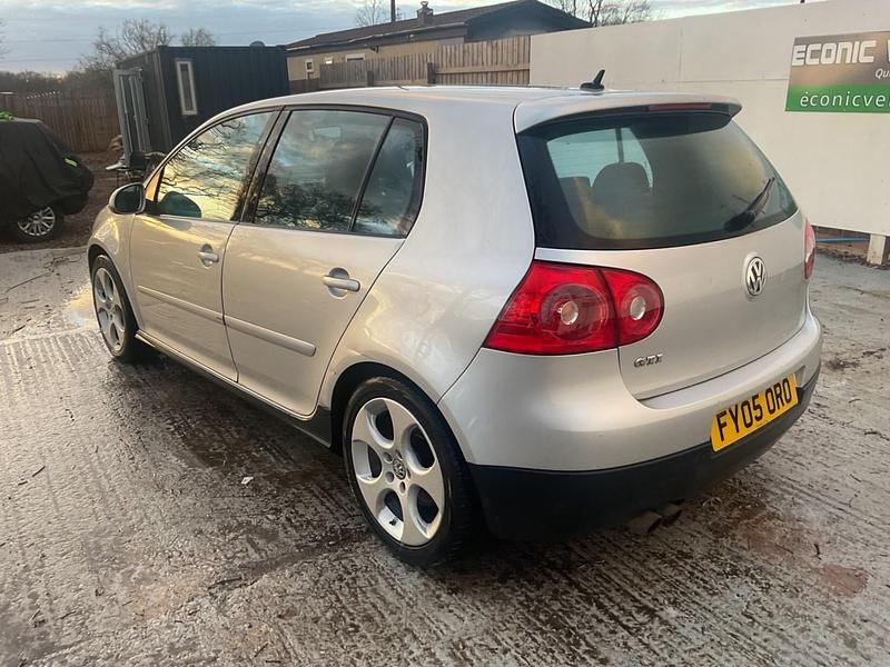 Begagnad VW Golf IV GTI 2005 Silver Halvkombi
