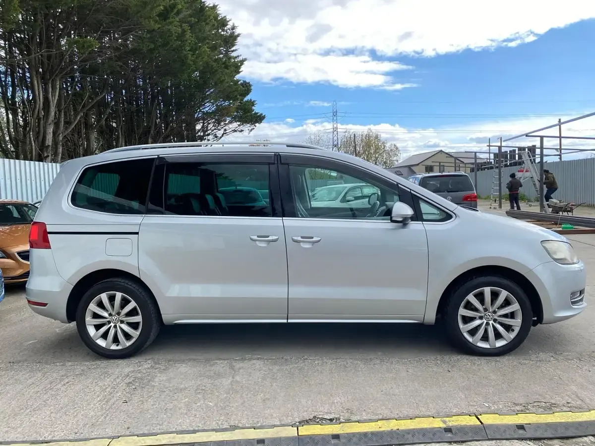 Used VW Sharan SE 150 HP (110 kW) 2012 Silver MPV