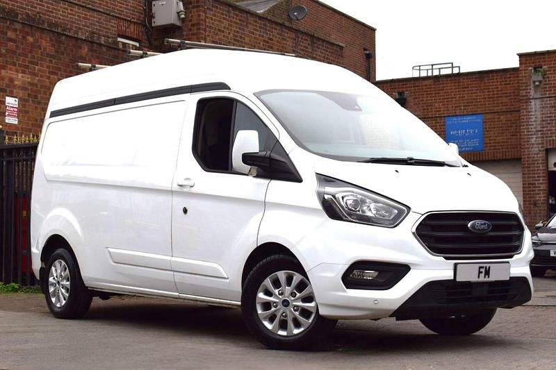 White Used 2021 Ford Transit Custom Limited Van | £8,850 (Super price) - Image 1/3