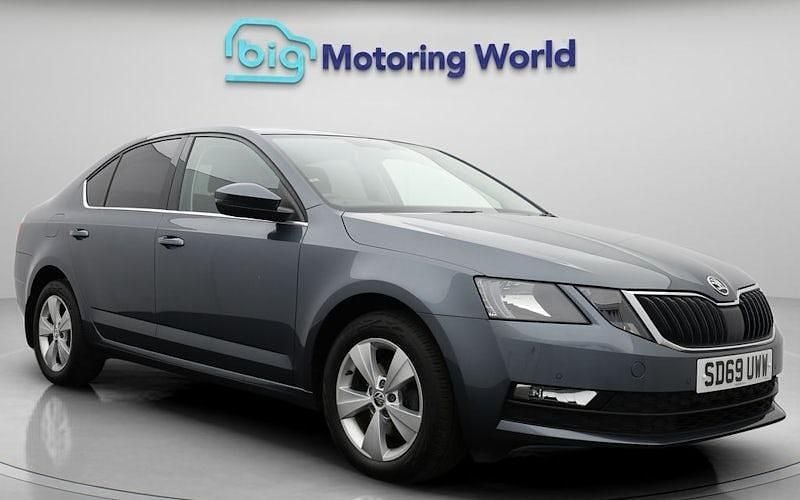 Used 2018 Skoda Octavia SE Technology Hatchback | £12,300 (Fair price) - Image 1/4