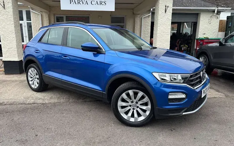 Used VW T-Roc SE 116 HP (85 kW) 2020 Blue SUV