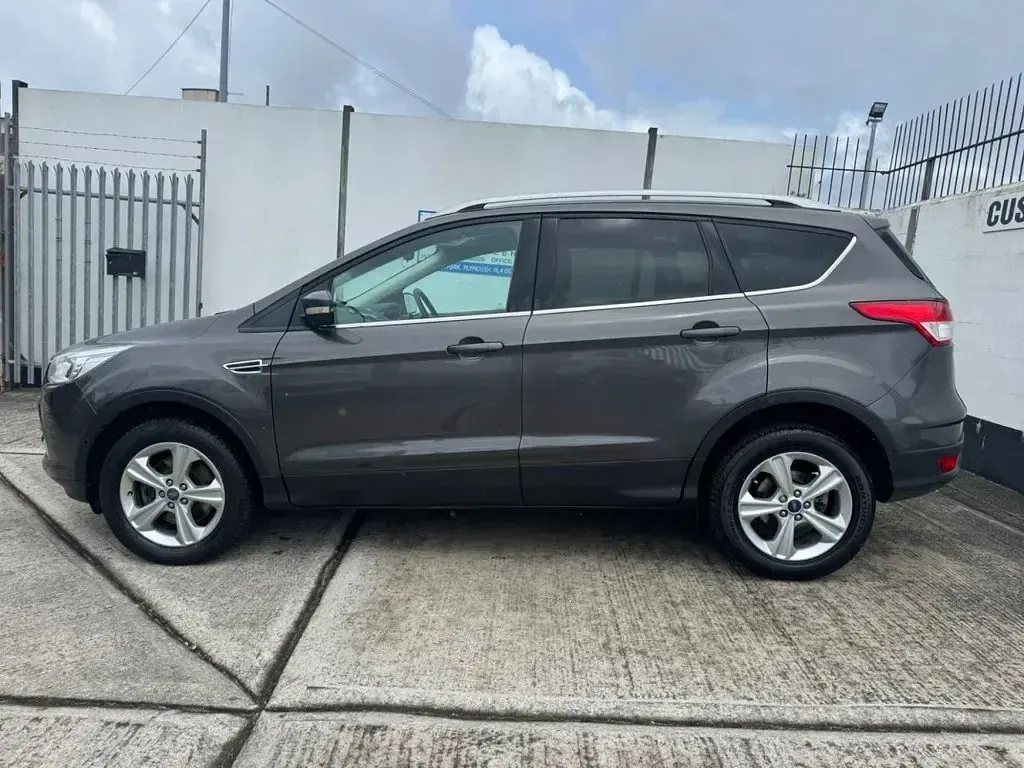 Used Ford Kuga Zetec 150 HP (110 kW) 2015 Grey SUV