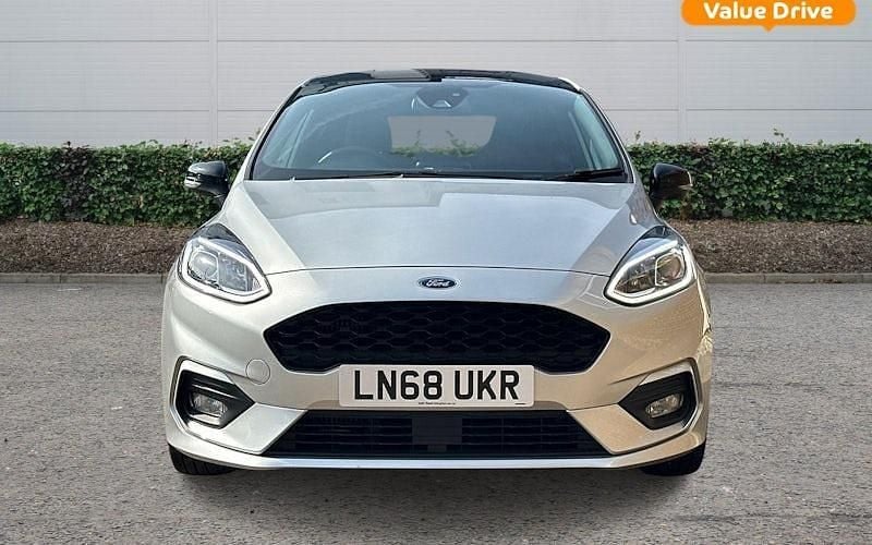 Used Ford Fiesta ST-Line 140 HP (102 kW) 2018 Silver Hatchback