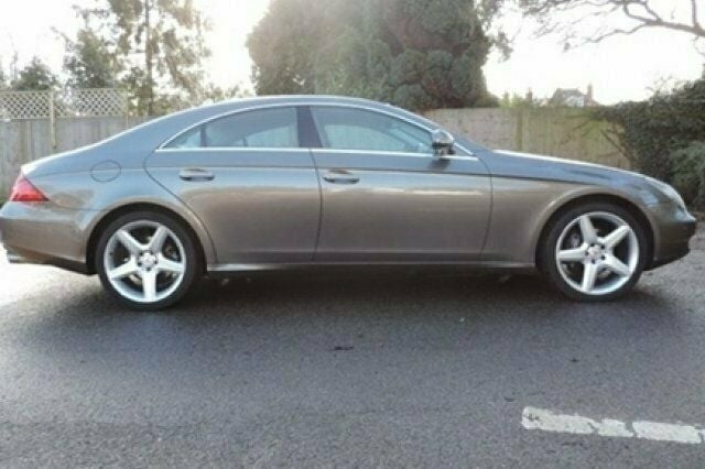 Used Mercedes CLS320 2005 Sedan