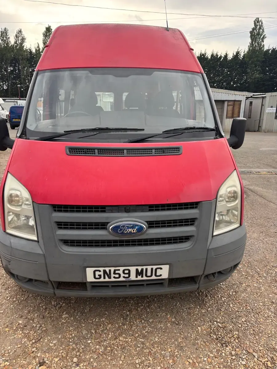 Used Ford Transit 100 HP (73 kW) 2010 Red Van