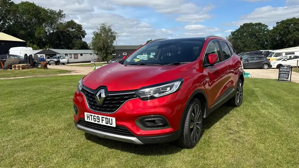 Used Renault Kadjar Version S 140 HP (102 kW) 2019 Red SUV