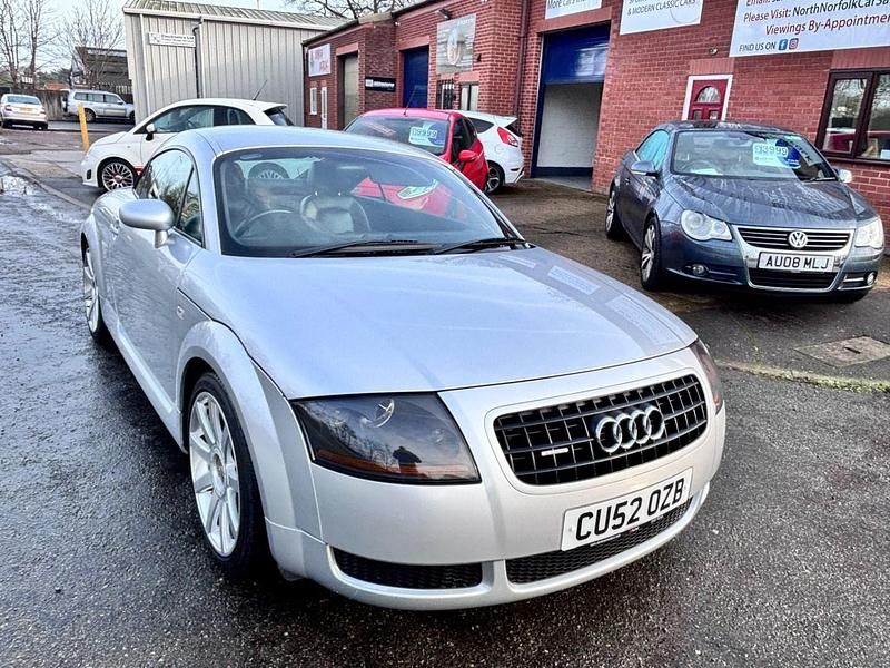 Begagnad Audi TT Sport 2002 Silver Sportkupé