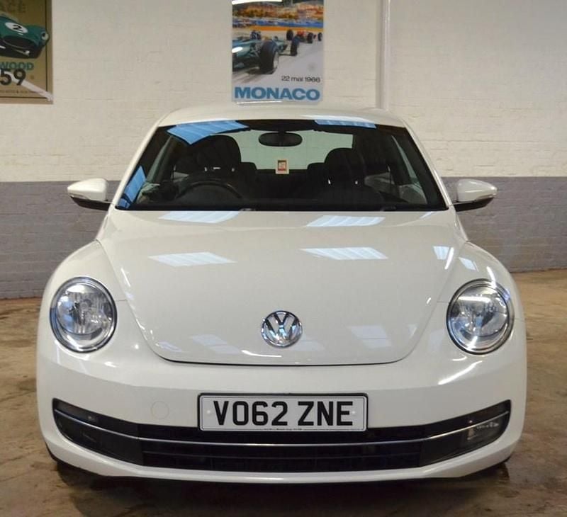 Used VW Beetle Design 2012 White Hatchback