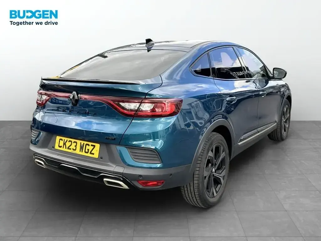 Używany Renault Arkana Engineered 2023 Niebieski SUV