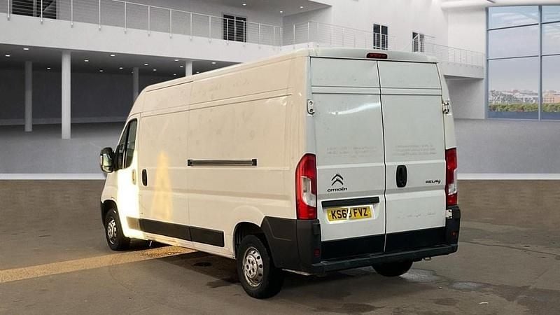 Used Citroën Relay 140 HP (102 kW) 2019 White Van