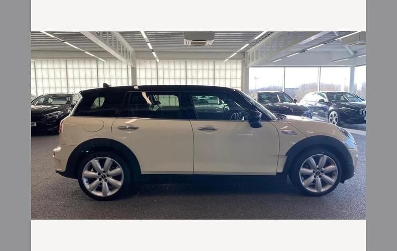 Used Mini Cooper Clubman Comfort 188 HP (138 kW) 2022 White Estate