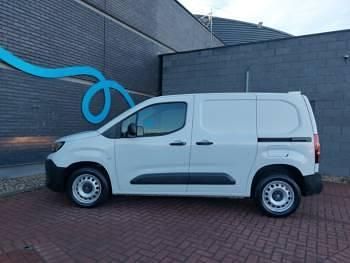 Used Vauxhall Combo 100 HP (73 kW) 2024 White Van