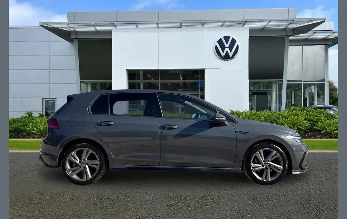 Used VW Golf VIII R-line 130 HP (95 kW) 2022 Grey Hatchback