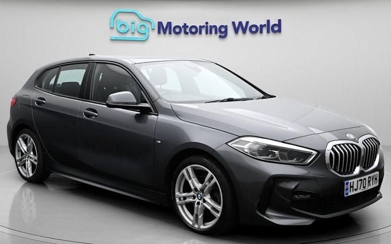 Used BMW 118 M Sport 140 HP (102 kW) 2020 Grey Hatchback