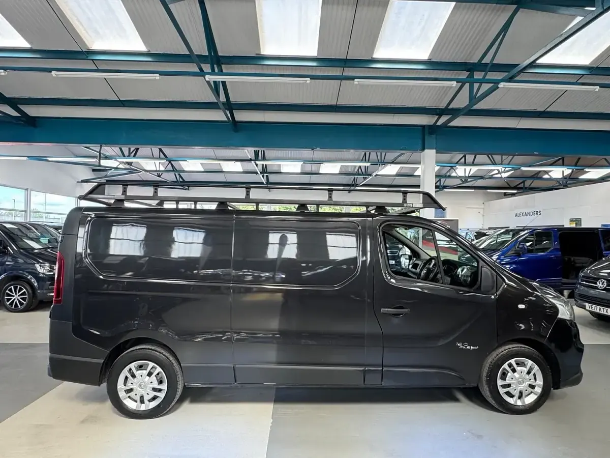 Used Fiat Talento 2017 Black MPV
