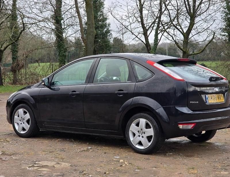 Begagnad Ford Focus Style 2008 Svart Halvkombi