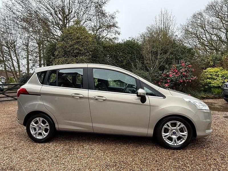 Used Ford B-MAX Zetec 105 HP (77 kW) 2014 Silver MPV