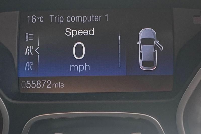 Used Ford Focus ST 250 HP (183 kW) 2017 Tangerine scream (exclusive colour) Hatchback