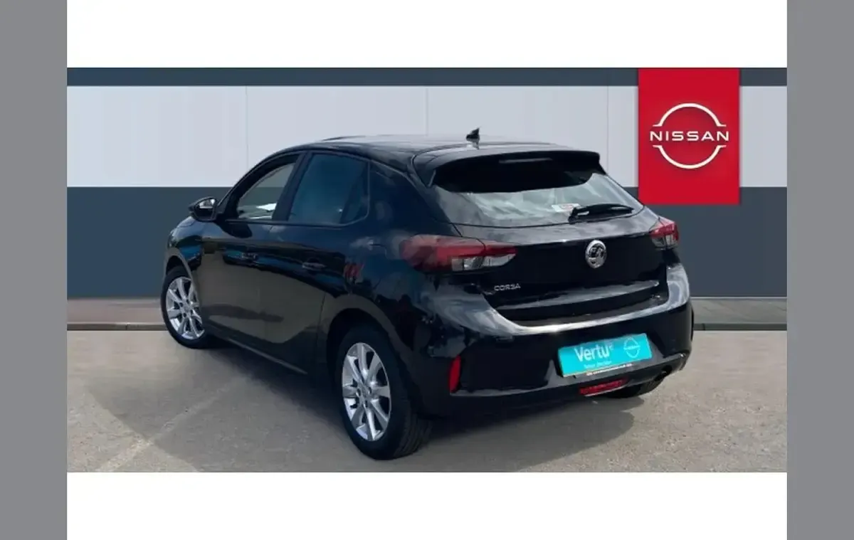 Used Vauxhall Corsa Design Edition 73 HP (53 kW) 2023 Black Hatchback