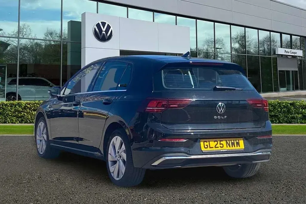 Used VW Golf VIII Style 150 HP (110 kW) 2025 Black Hatchback