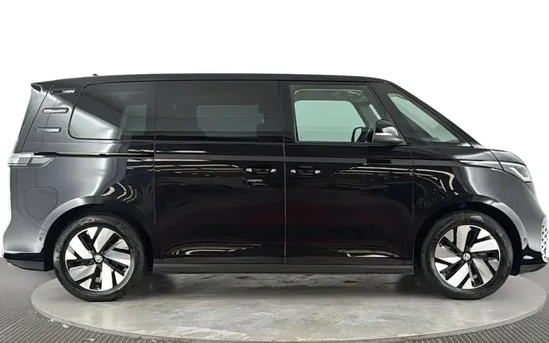 Used VW ID. Buzz Pro 150 kW (204 HP) 2023 Black MPV