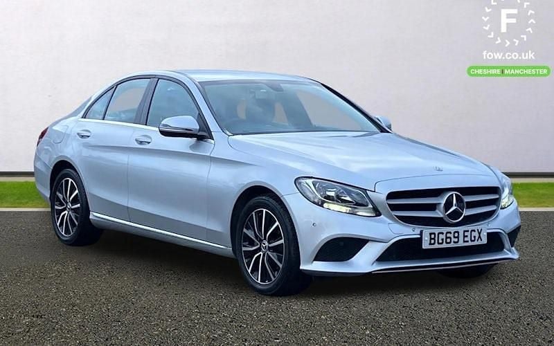 Used Mercedes C180 SE 156 HP (114 kW) 2019 Silver Sedan