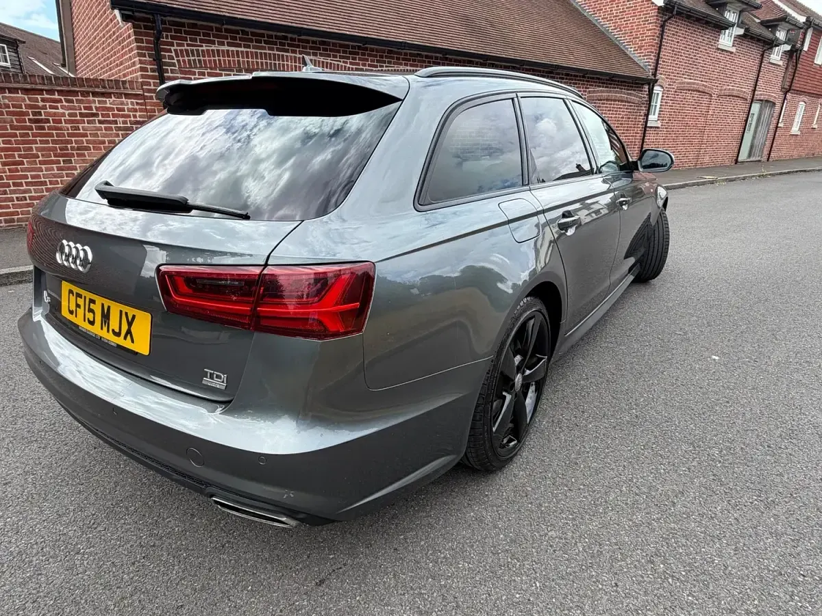 Used Audi A6 Black Edition 190 HP (139 kW) 2015 Grey Estate