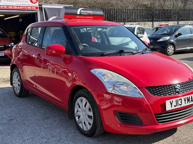Used Suzuki Swift 94 HP (69 kW) 2013 Red Hatchback
