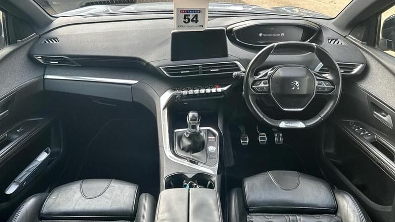 Used Peugeot 5008 GT-line 129 HP (94 kW) 2017 Grey MPV