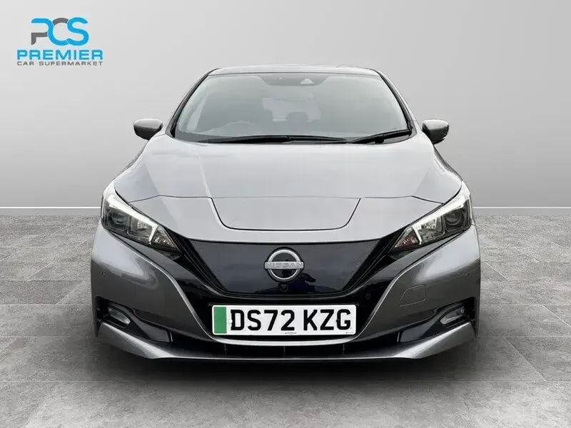 Used Nissan Leaf N-Connecta 110 kW (150 HP) 2022 Grey Hatchback