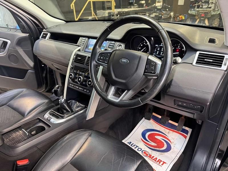 Second-hand Land Rover Discovery Sport SE 180 CP (132 kW) 2017 Negru SUV