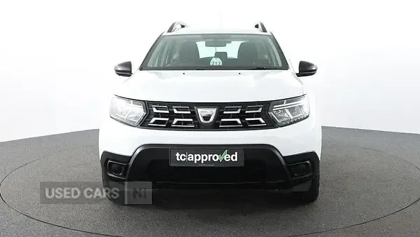 Usado Dacia Duster Essentiel 91 HP (66 kW) 2022 Branco SUV