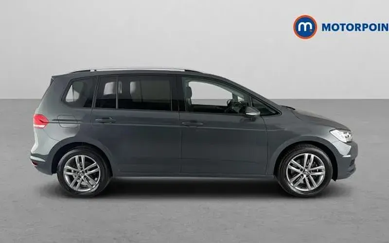 Used VW Touran Match 150 HP (110 kW) 2025 Grey MPV