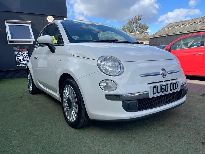 Used Fiat 500 Lounge 69 HP (50 kW) 2010 White Hatchback
