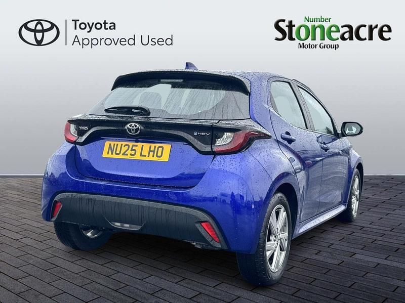 Used Toyota Yaris Hybrid 2025 Blue Hatchback