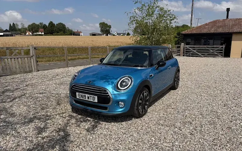 Used Mini Cooper Exclusive 136 HP (100 kW) 2021 Hatchback