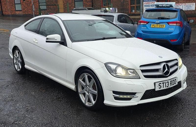 White Used 2013 Mercedes C250 AMG Coupe | £5,295 (Fair price) - Image 1/4