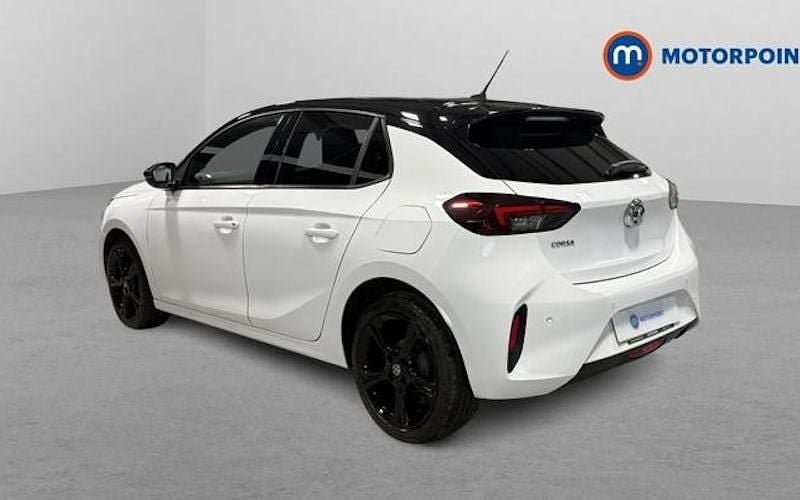 Used Vauxhall Corsa 75 HP (55 kW) 2023 White Hatchback