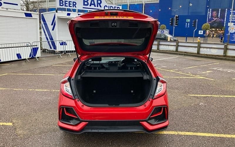 Used Honda Civic SR 126 HP (92 kW) 2021 Red Hatchback