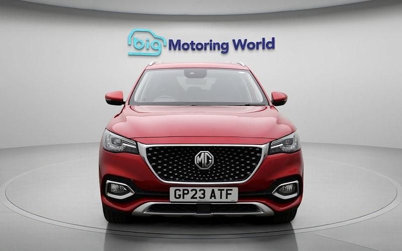 Used MG HS Exclusive 162 HP (119 kW) 2023 Red SUV