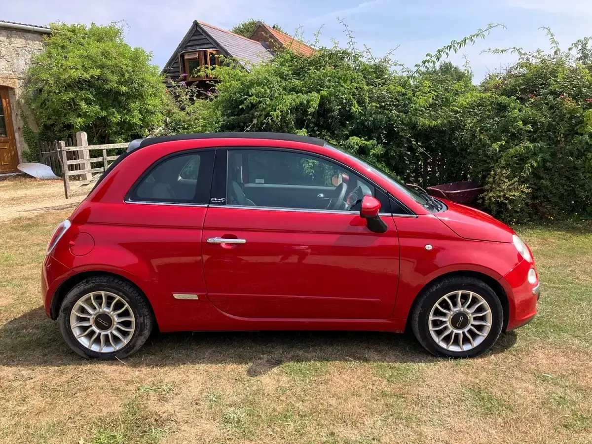 Used Fiat 500 Lounge 85 HP (62 kW) 2012 Red Cabriolet