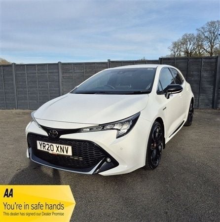 White Used 2020 Toyota Corolla Sport Hatchback | £17,301 (A bit pricey) - Image 1/1
