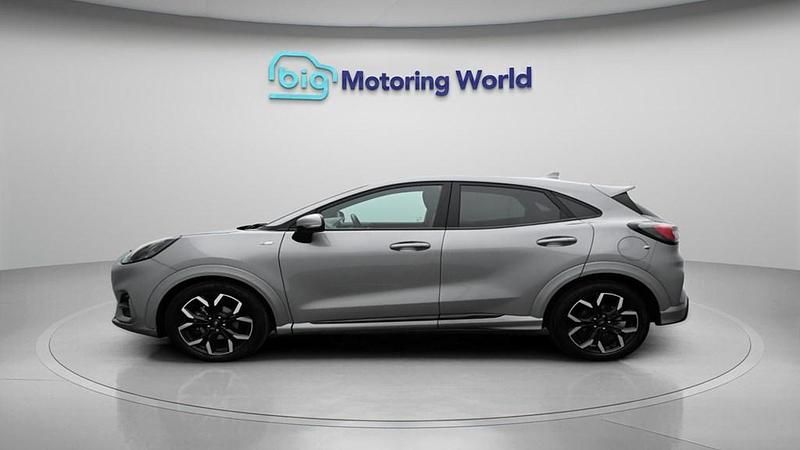 Usado Ford Puma ST-Line X 155 HP (114 kW) 2023 Prateado SUV